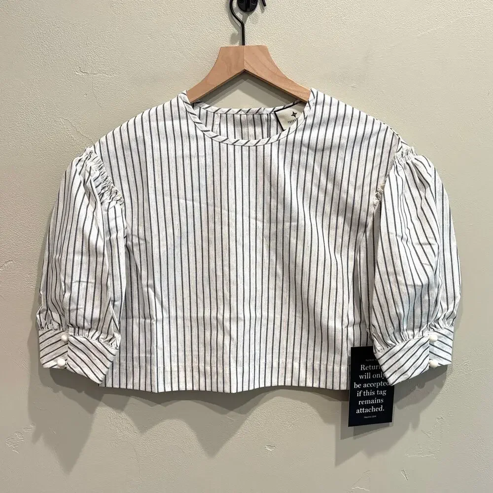 NWT Tuckernuck Edie Linen Puff Sleeve Crop Top in Blue Stripe - Size: Medium